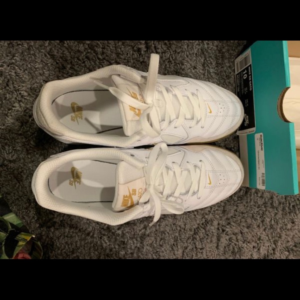 NIKE SB GATO